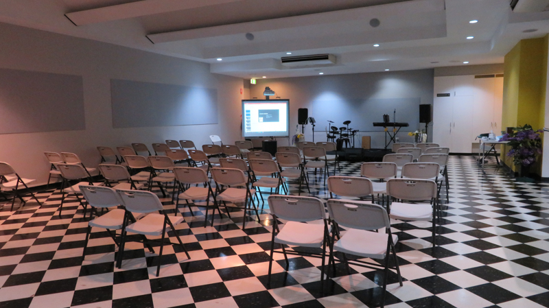 Hall+back_to_front